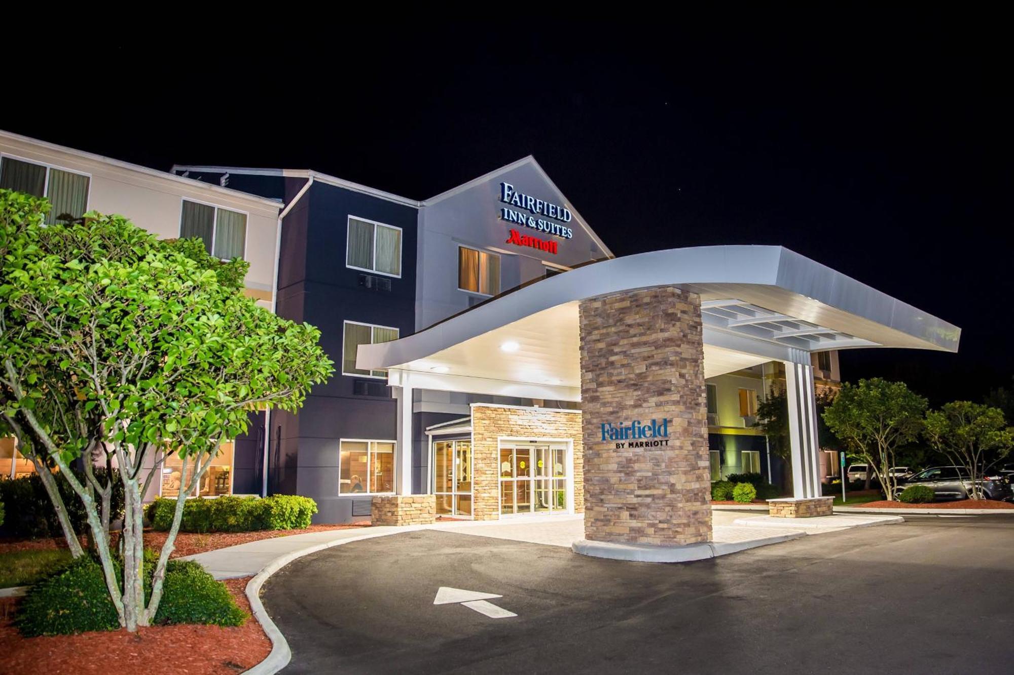 Fairfield Inn&Suites Fredericksburg Exterior foto